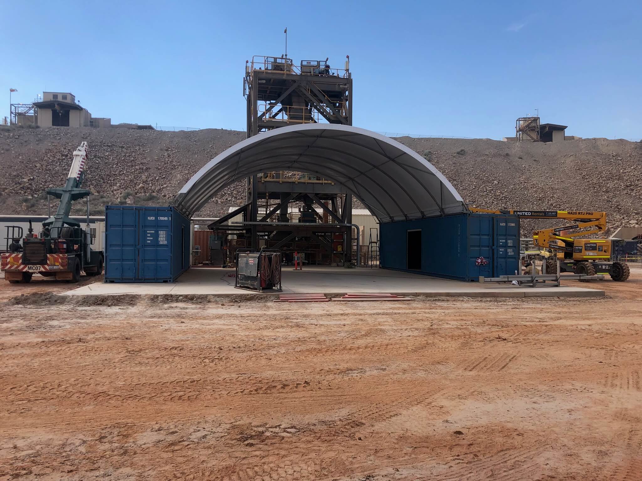https://cloverdowns.duxdigital.net/wp-content/uploads/2018/05/Dome-Shelter-Construction.jpg