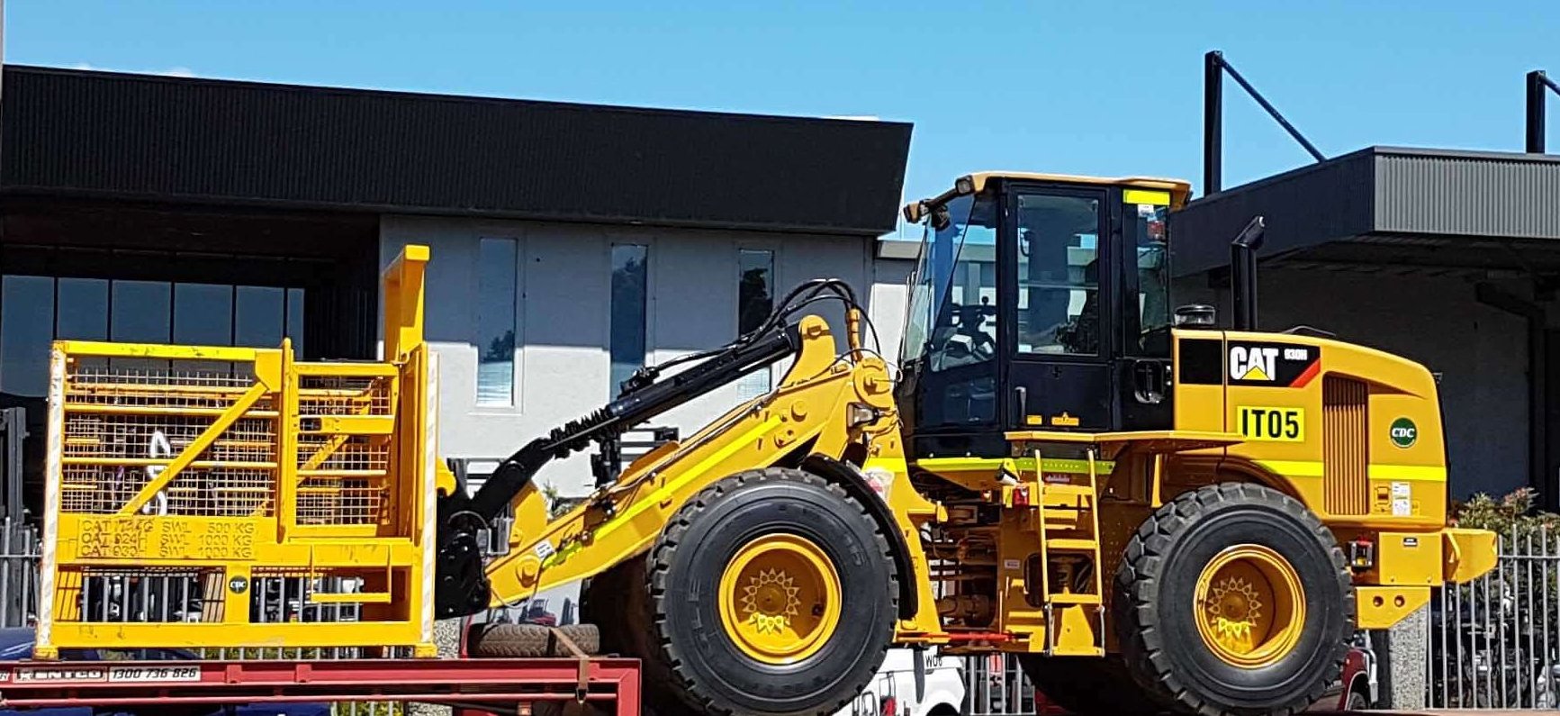 https://cloverdowns.duxdigital.net/wp-content/uploads/2018/06/Cat-Loader-e1534483716706.jpg